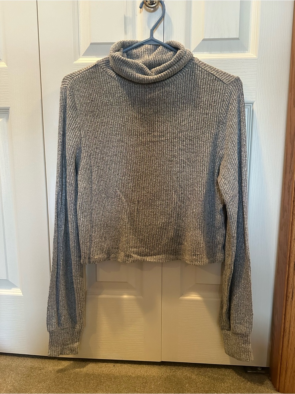 Ribbed Gray Turtleneck Crop Sweater - Women's